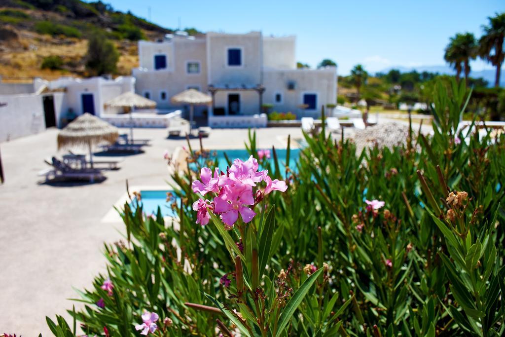 Aparthotel Paradise 3*