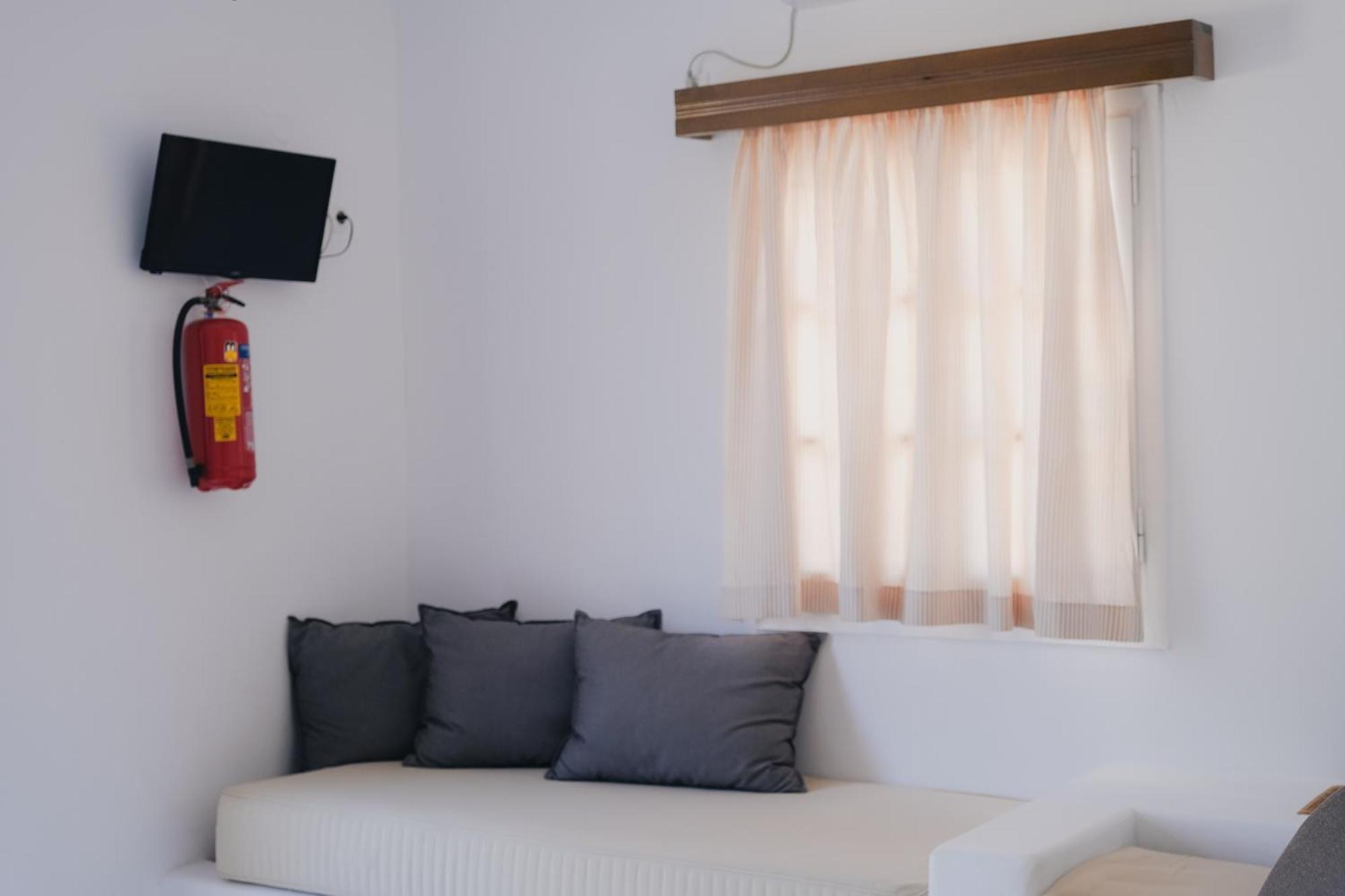 Aparthotel Paradise Mylopotas